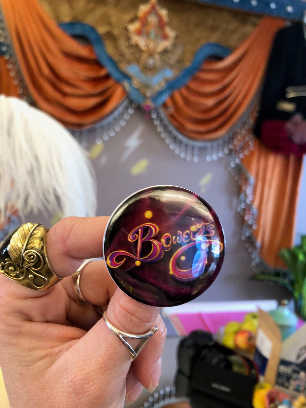 The Boweys Badge itself